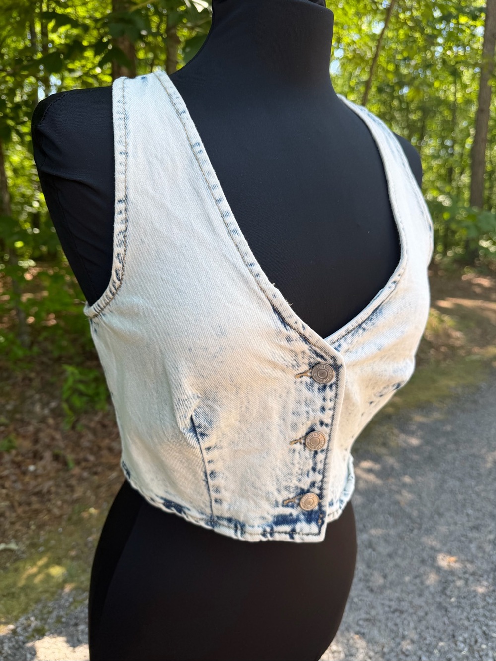 Forever 21 White and Blue Bleached Denim Crop Vest